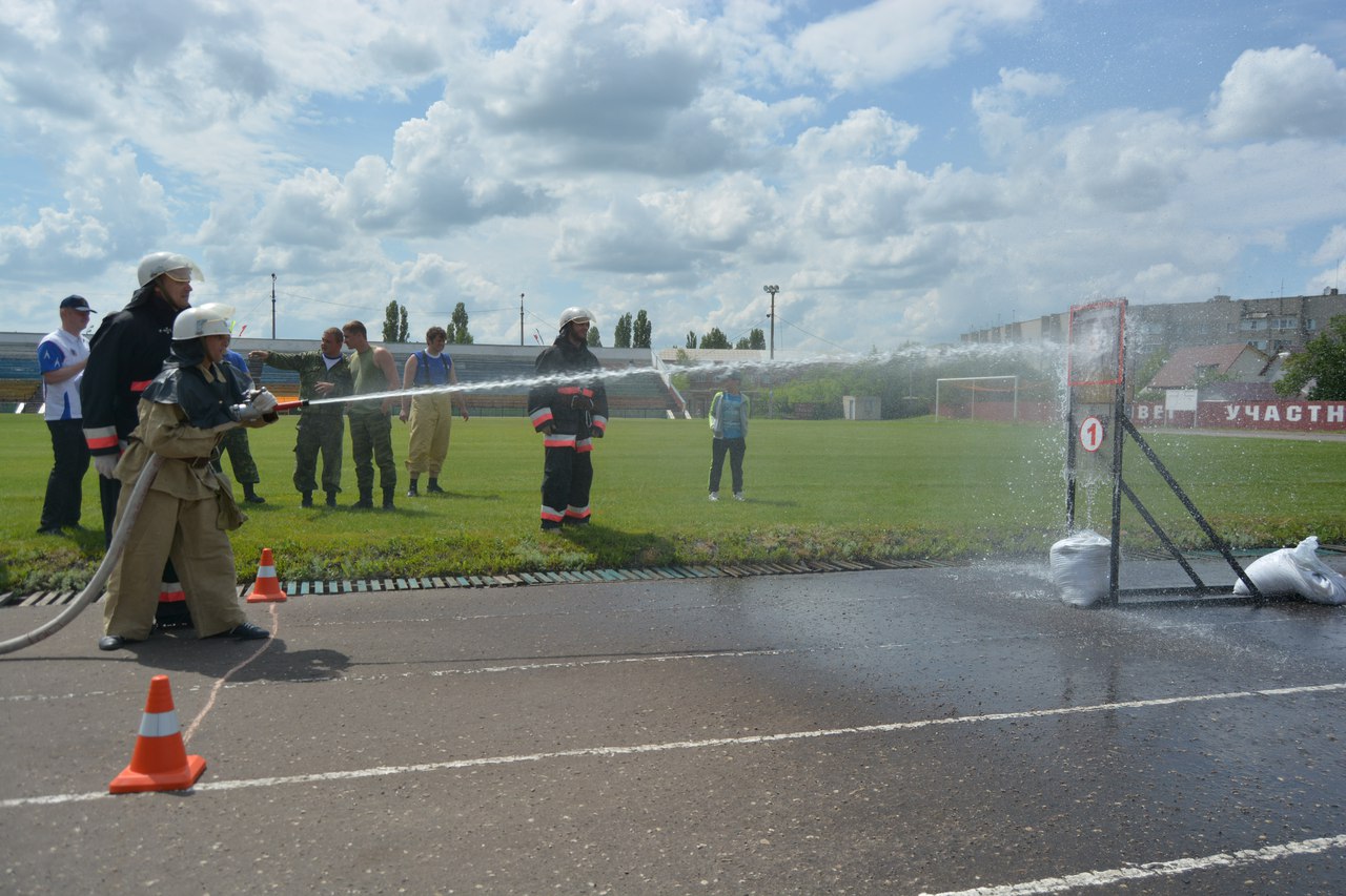 В Балашове прошли областные соревнования по пожарно-прикладному спорту width=360px